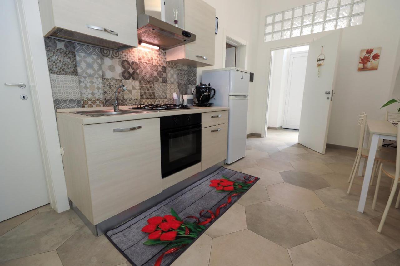 Casa Caruso Corso Garibaldi Apartment Avola Bagian luar foto